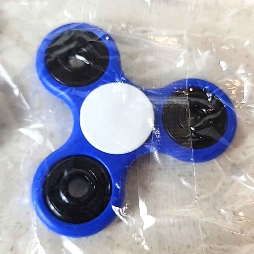 Fidget Spinner Party favors set of 6 New in sealed bags